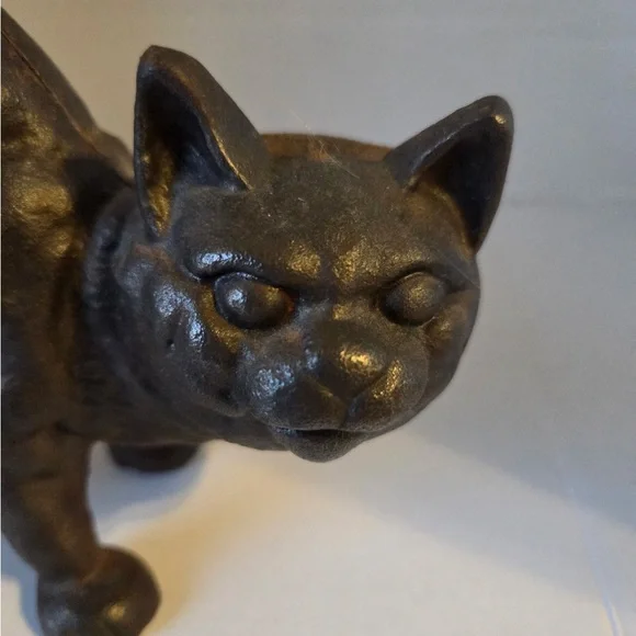 Vintage Black Cat Doorstop Cast Iron Hubley Style Arched Back Tail Up 10” - Picture 4 of 6